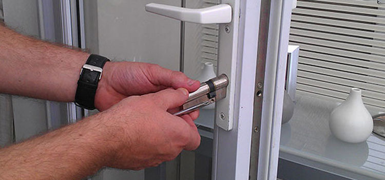 Commercial Door Lock Repair in National City